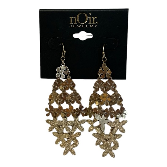 New NOIR Jewelry Gold Flower Drop Dangle Earrings - Picture 3 of 5